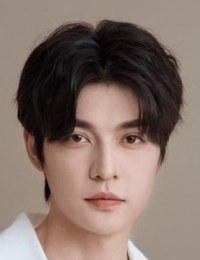 Ли Синь Линь