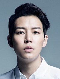 Шин Джи Хун