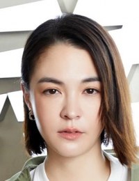 Сандрине Пинна