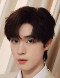 Лянь Сы Вэй