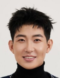 Янь Пэй Лун