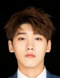 Синь Чжао Лин