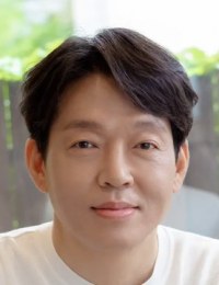 Пак Джи Хван