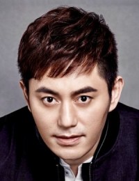 Моу Фэн Бин