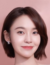 Карлина Чжан