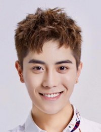 Фэн Ли Джун