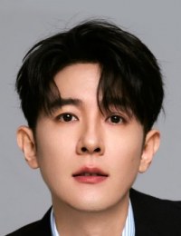 Цзи Сяо Бин