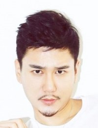 Лян Цзин Чэн