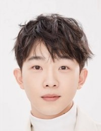 Динь Гуань Сэнь