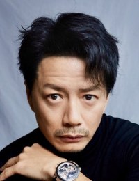 Дуань И Хун