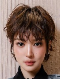 Джуней Плёрнпичая Комалараджун