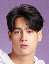 Айс Парис Интаракомальясут