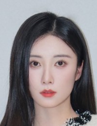 Цао Фэй Жань