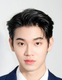 Йин Анан Вонг