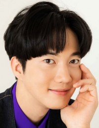 Пак Кон Иль