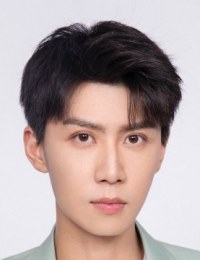 Жэнь Юй Лунь