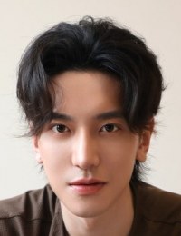 Ванянь Ло Жун