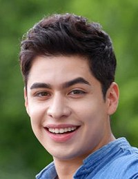 Кристиан Бургос