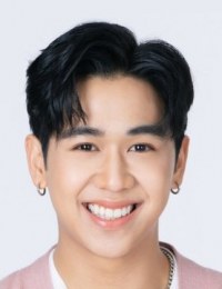 Луи Танавин Тирапосукарн