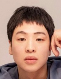 Юн Джон Хун