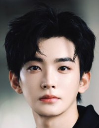 Дин Цзя Вэнь