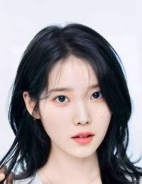 Ли Джи Ын (IU)