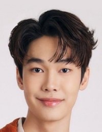 Дью Джирават Сутиваничсак