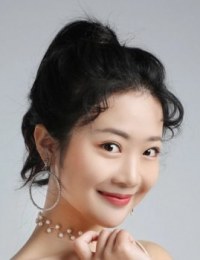 Янь Цзинь Фэн