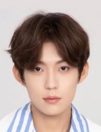 Чжан Цзин Юнь