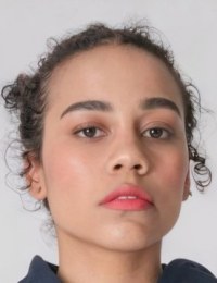 Микаэла Бенавенте