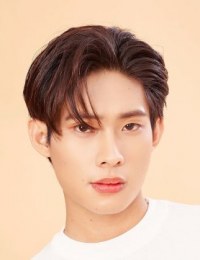 Тютор Корапхат Ламной