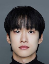 Ли Сан Джун