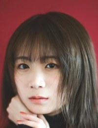 Акимото Манатсу