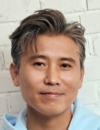 Ли Най Вэнь