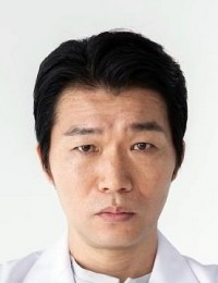 Такахаcи Цутому